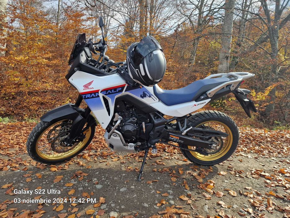 motocicleta honda transalp 750,an 2023