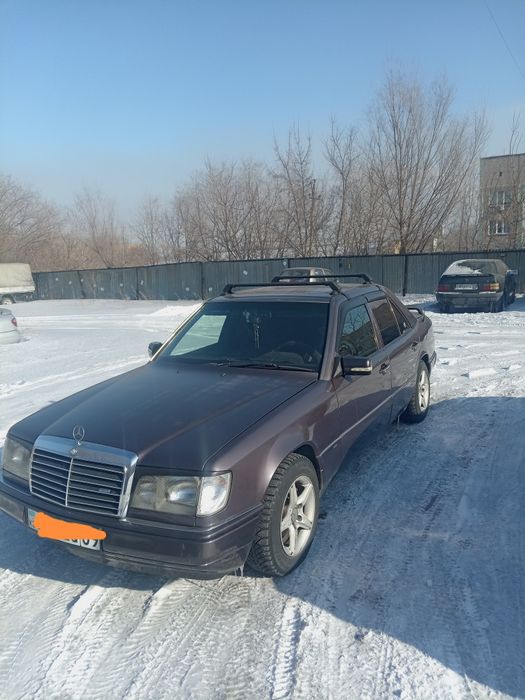 Продам мерседес 124 е230