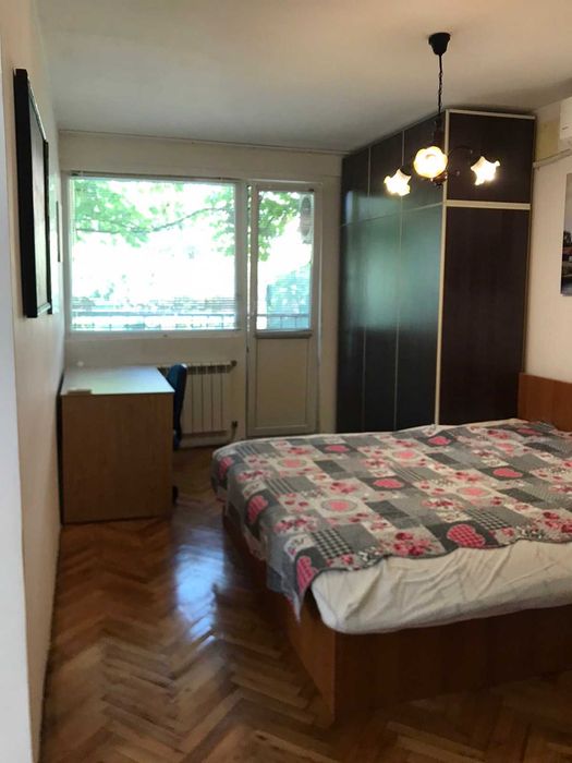 Дава се под наем Двустаен апартамент в София, Център - 75 кв.м за 375 € - Снимка #2