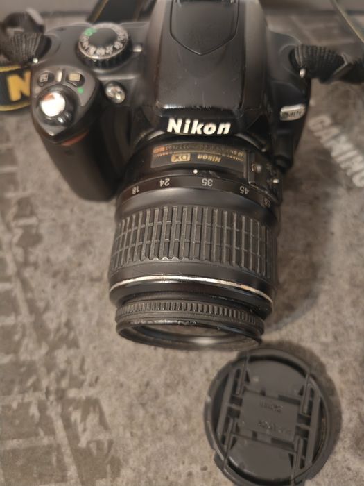 Nikon D40,Nikon 18-55 mm