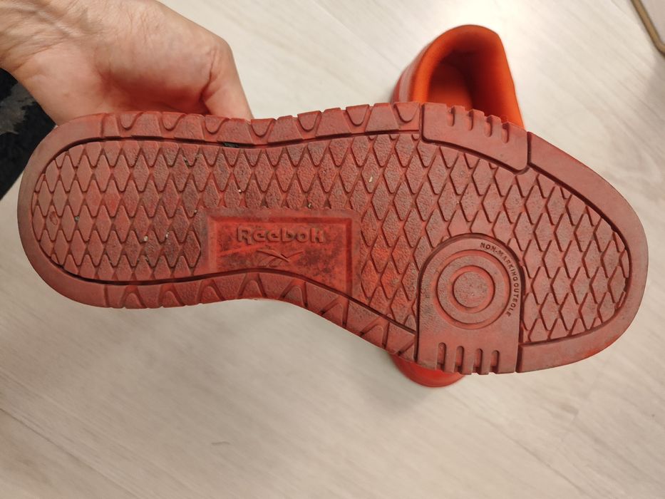 Кроссовки. Кроссы . Reebok, Лакированные