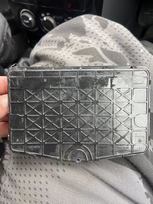 Блок предохранителей Камри 50