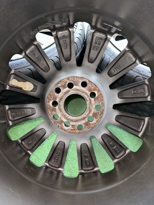 Set jante R18 8J ET37 + anvelope Michelin e.Primacy 225/40 R18