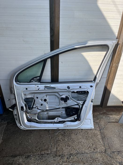 Врати пежо 307  сиви