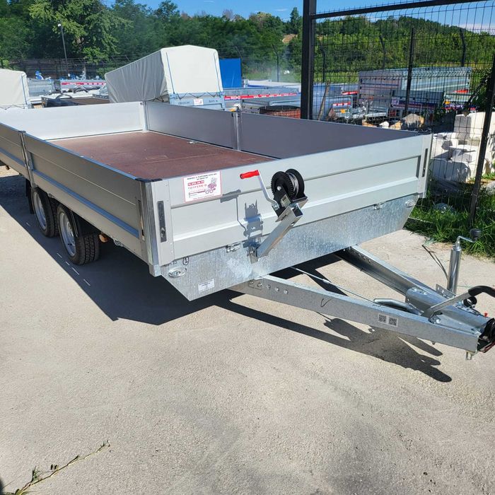 REDUCERI - OFERTA DE SEZON!!! Remorci si platforme auto noi!!!