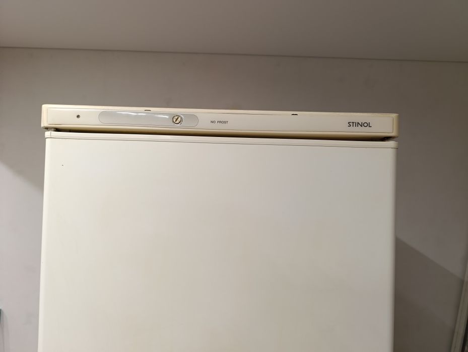 Продам холодильник