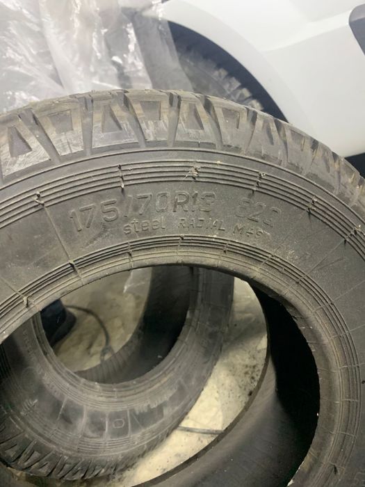 Продам шиповыне шины