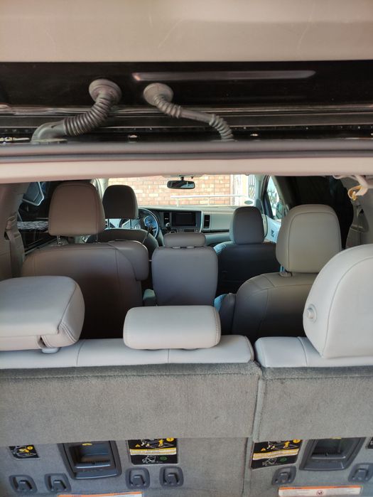 Срочно сотилади Tayota sienna