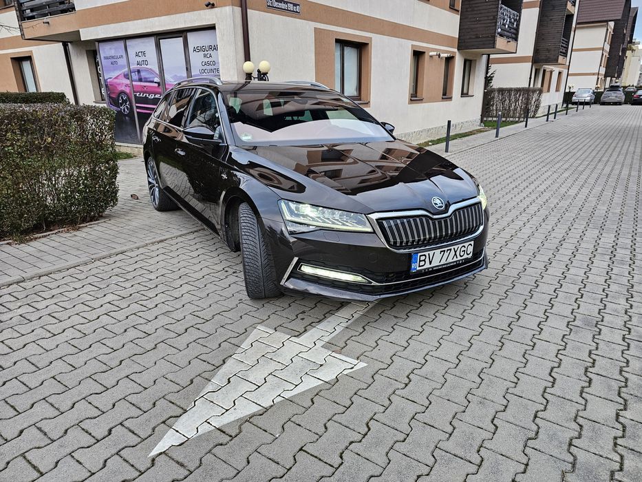 Skoda Superb L&K IV Hibrid