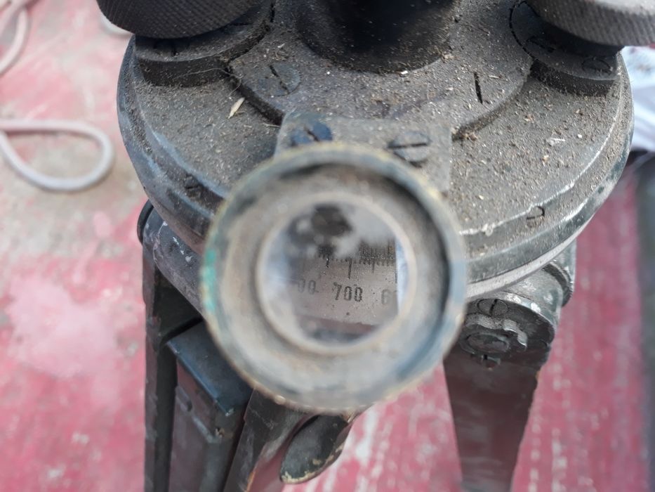 Trepied vechi  militar , marca IOR