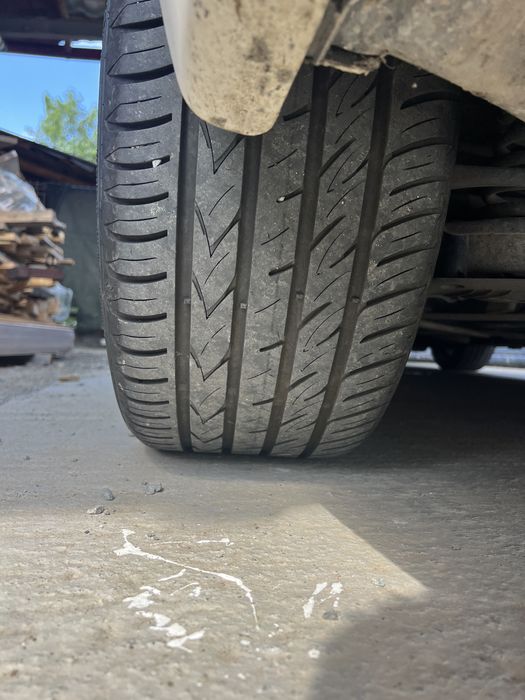 Cauciucuri anvelope 225 45 r19 si 255 40 r19