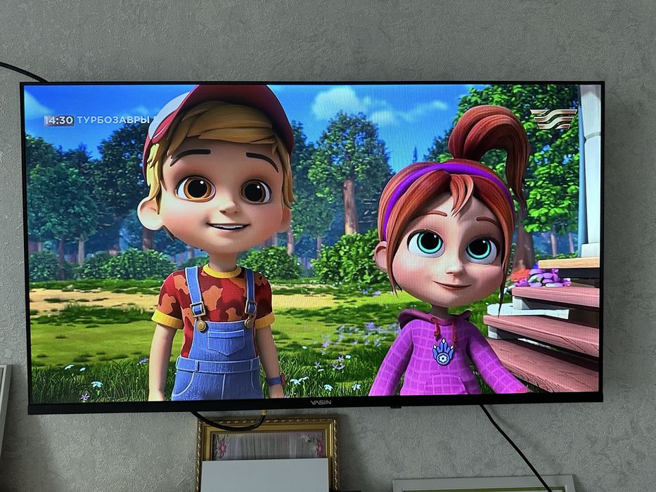 Смарт Телевизор Yasin