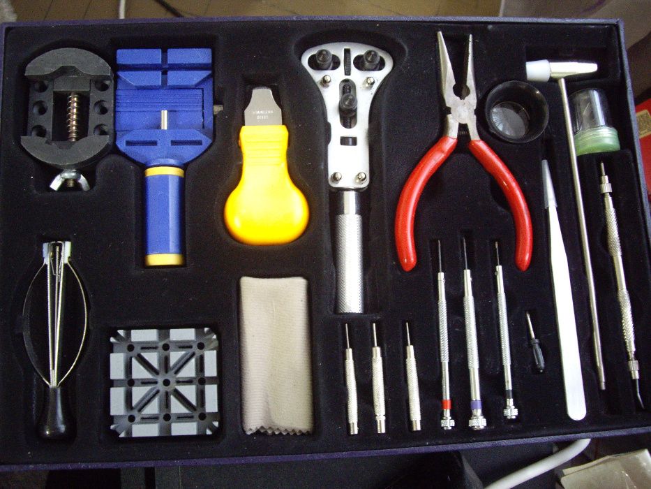 Часовникарски инструменти