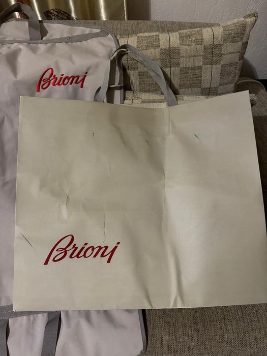 Продам пиджак Brioni оригинал