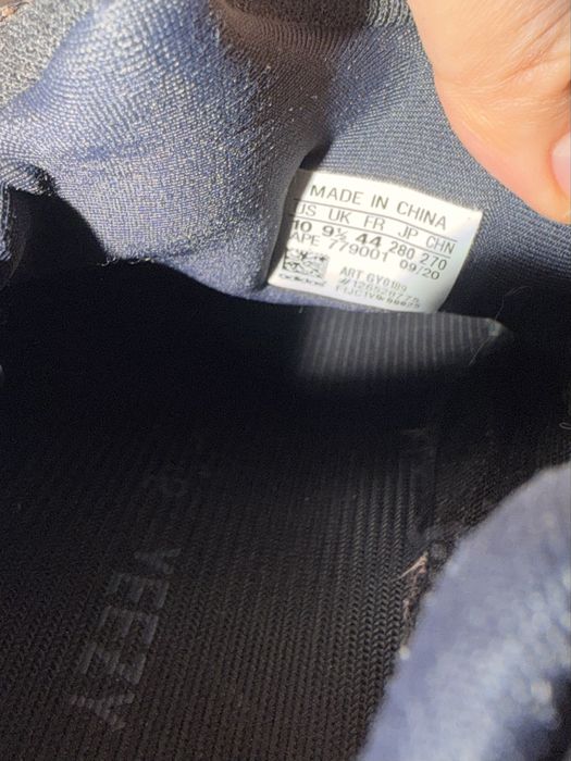 кроссовки adidas yeezy 700 V3