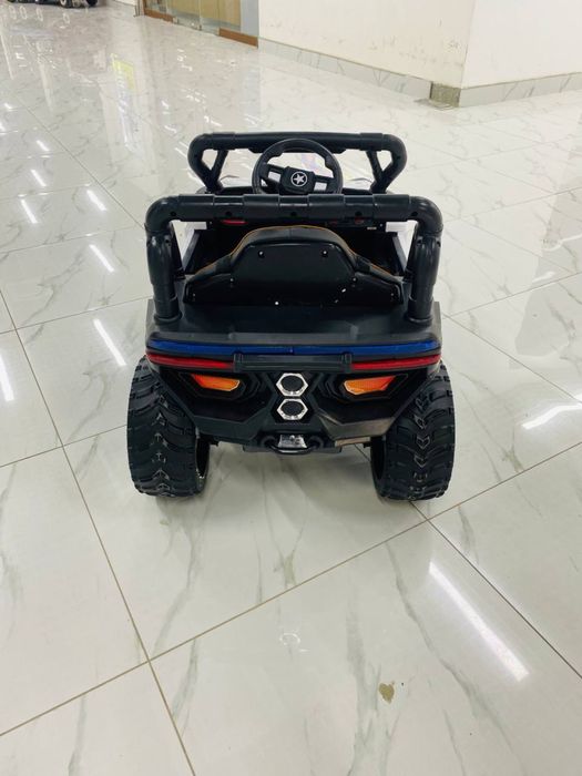 Детский электромобиль