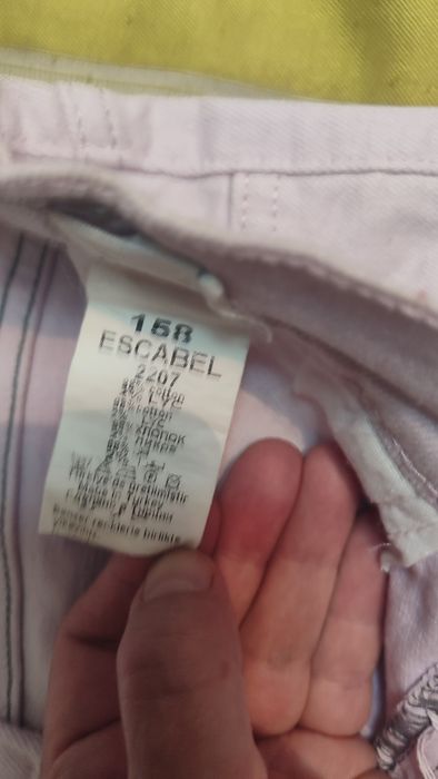 Продам модные джинсы на 12-13 лет