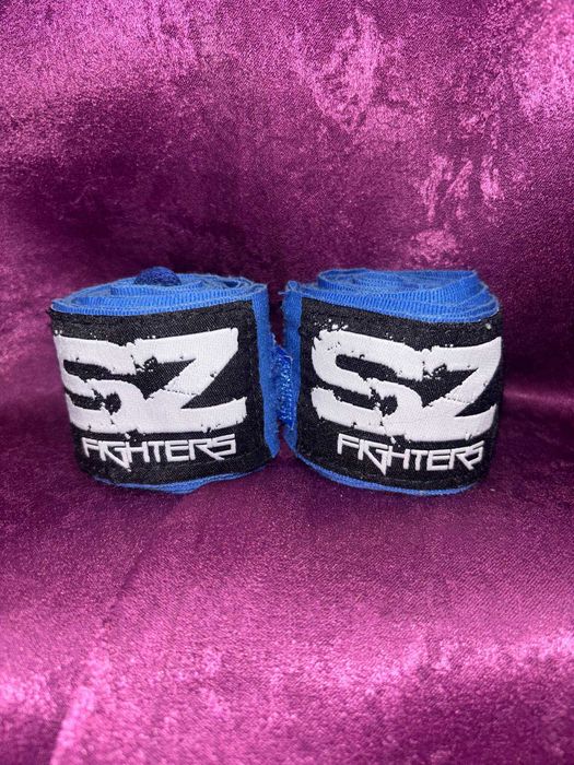 Продавам боксови ръкавици SZ Fighters