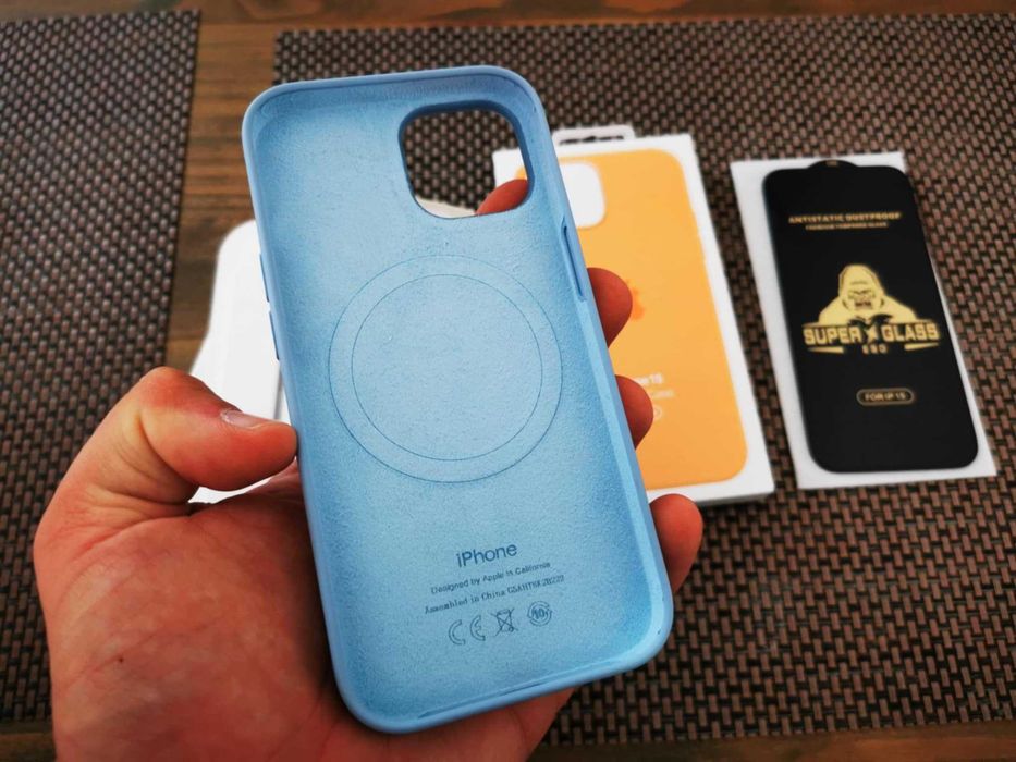 Set husa protectie silicon + folie sticla ecran pt Apple iPhone 15