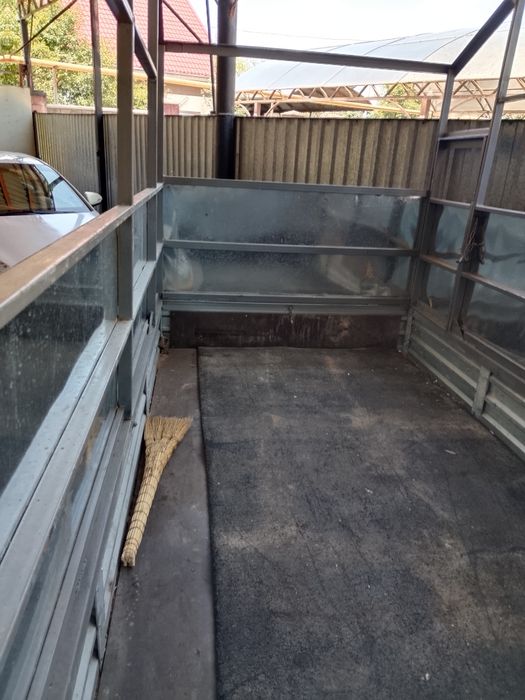 Прицеп двухосный легковой