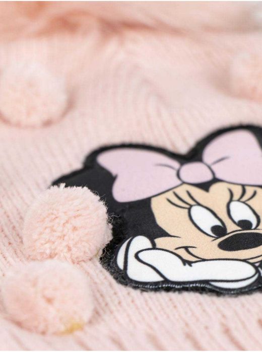 Момичешки зимни шапки