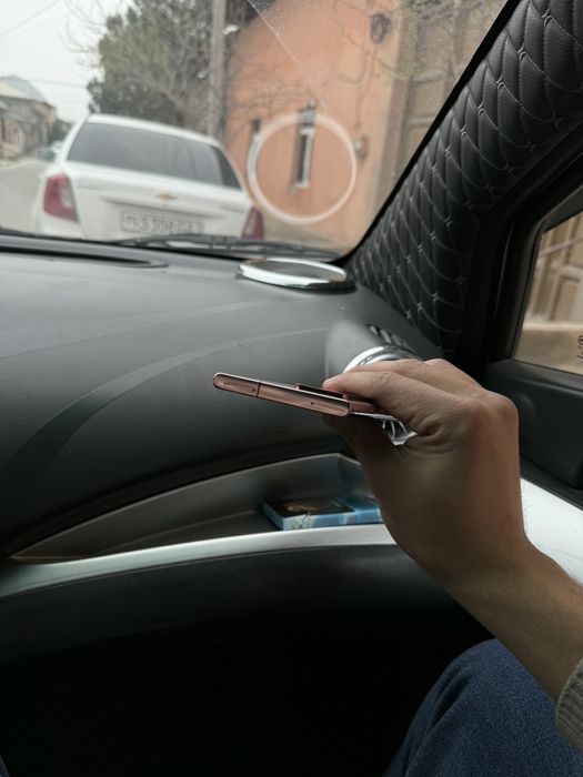 Note 20 ultra srochna sotiladi