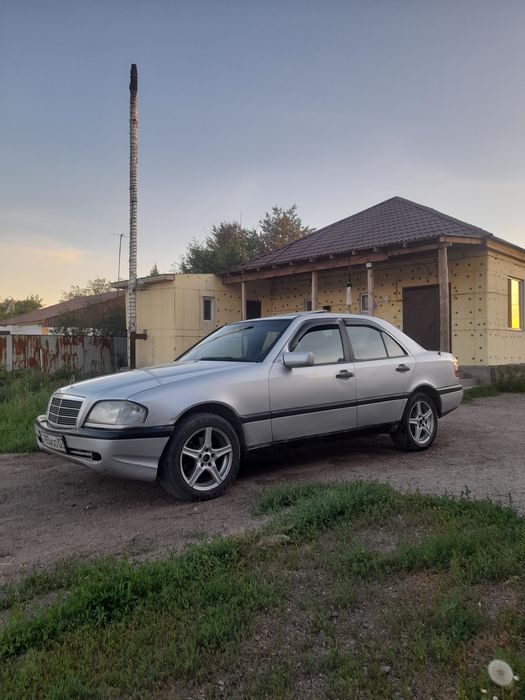 Продам мерсадес 180