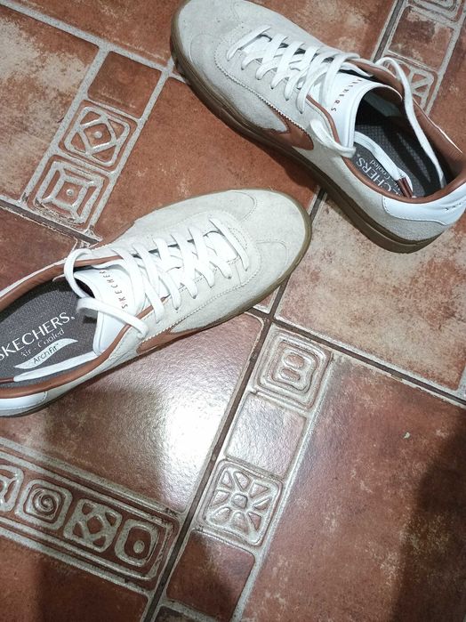 pantofi skechers, model rar