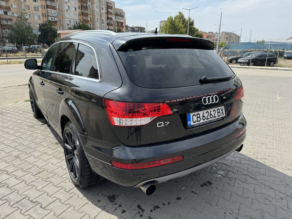 Ауди Q7 2008 Г само на части