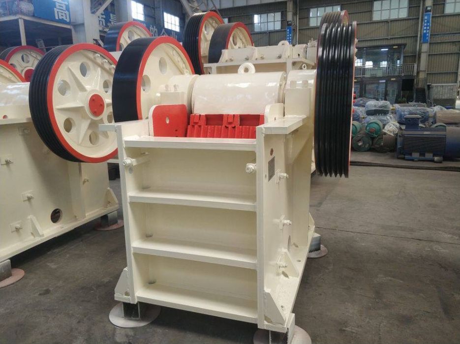 Щековые дробителм