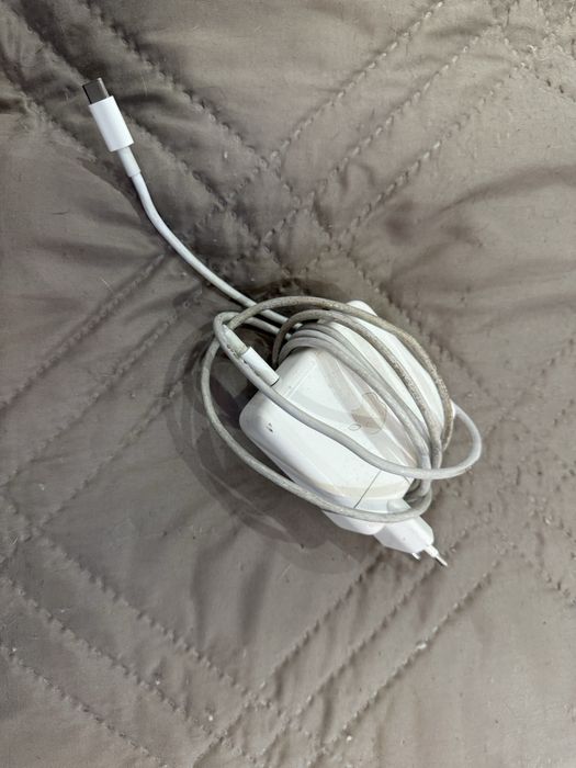 Macbook pro 2017 13 инча