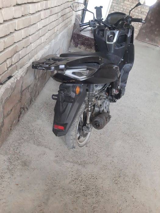 Motosikl benzinli holati o'rtacha