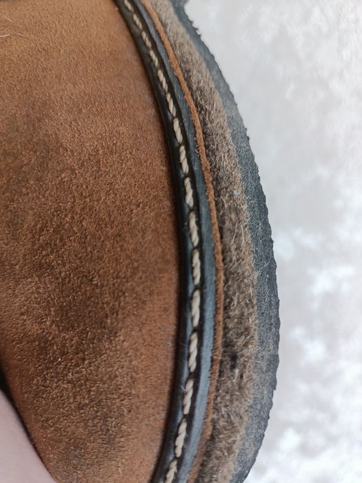 Продам унты зимние