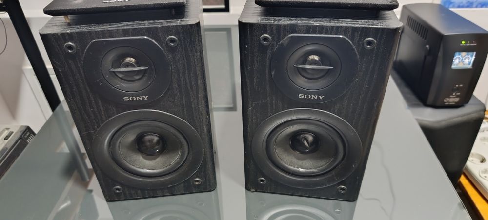 Set boxe Panasonic și Sony
