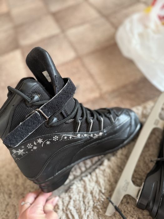 Коньки размер 37