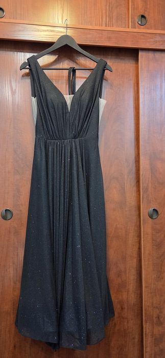 Вечернее платье блестящее