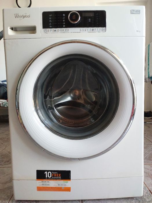 Masina spalat haine Whirlpool Supreme 9 kg și 1400 Rpm