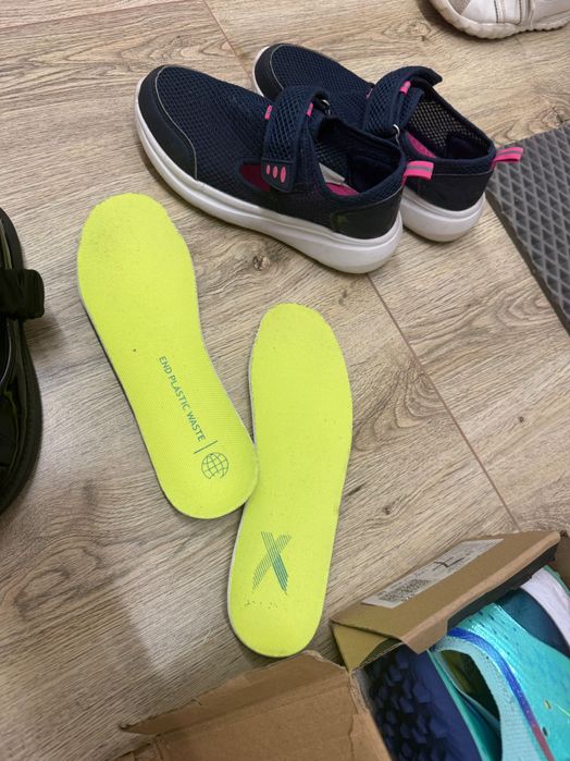 Кроссовки adidas