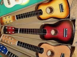 Chitara lemn copii marime 60 cm Diverse Culori