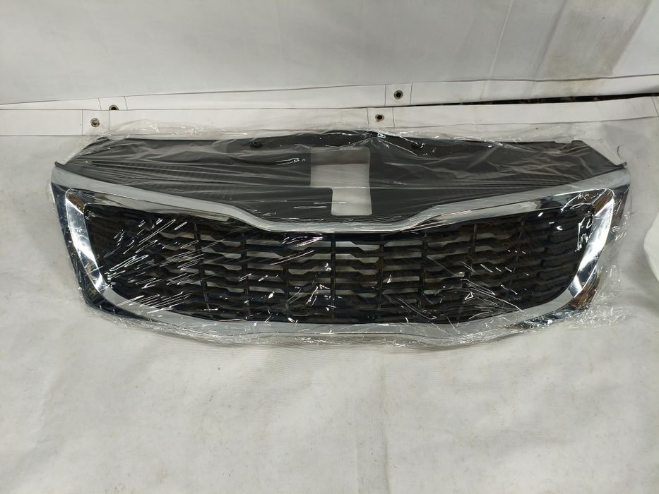 Продаю решетки радиатора Кио Рио/KIA RIO