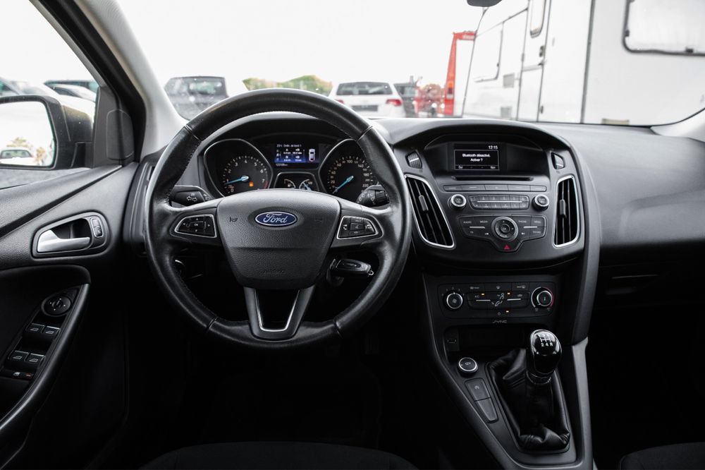 FORD Focus 2016 — imagine 5