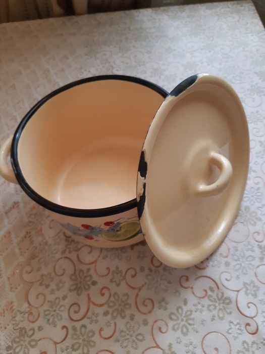 Эмалированные кастрюльки