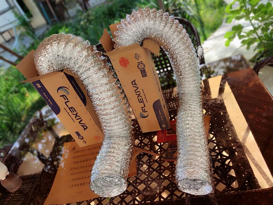 Гибкий канал воздуховод гофра изолированная и без изоляции производиье