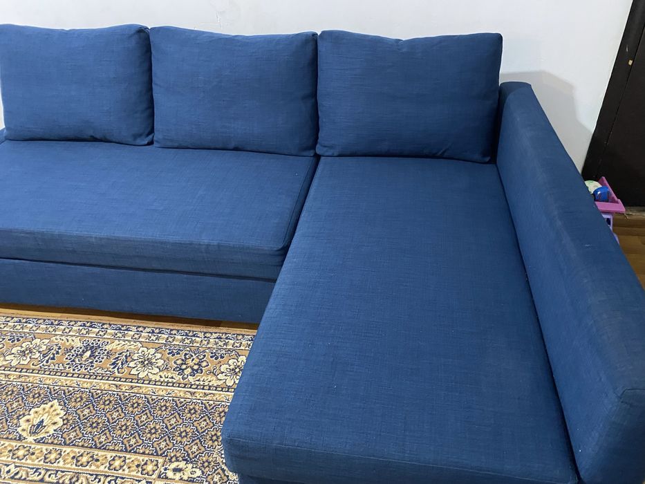 Диван IKEA угловой