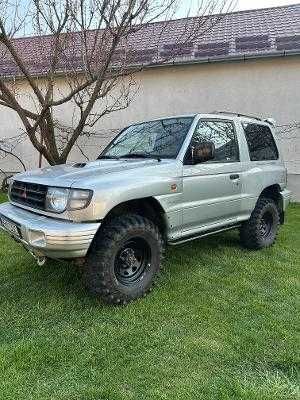 Mitsubishi Pajero Utilitar