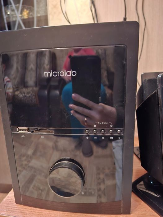 Компьютерные колонки Microlab M-700U