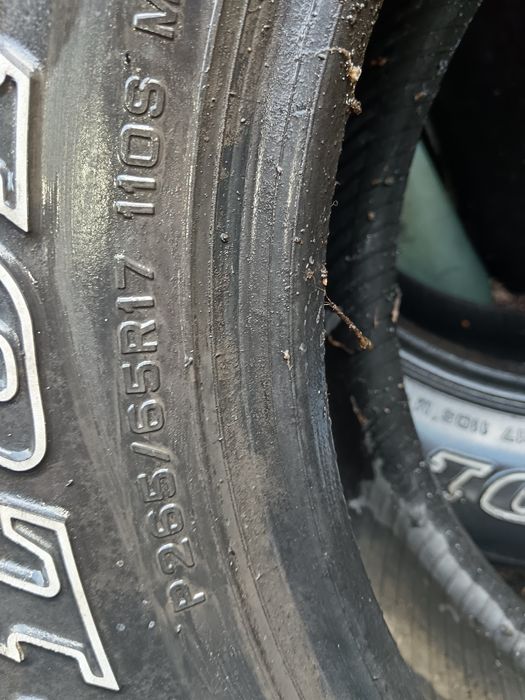 Продам болоны265/65/17