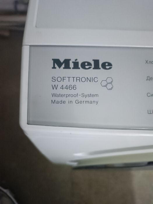 Стиральная машинка Miele