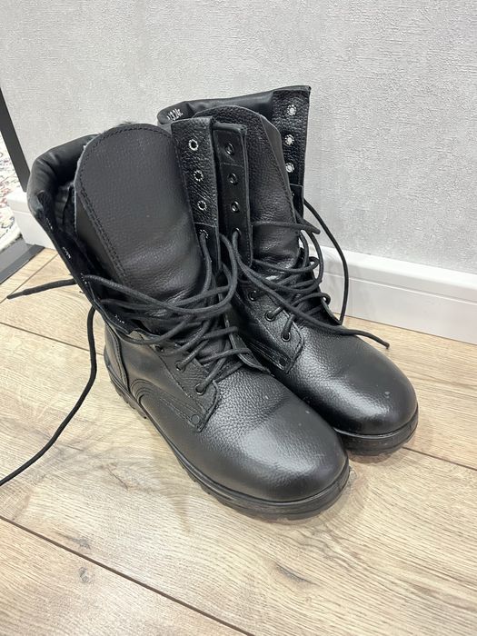 Продам зимние берцы, новые