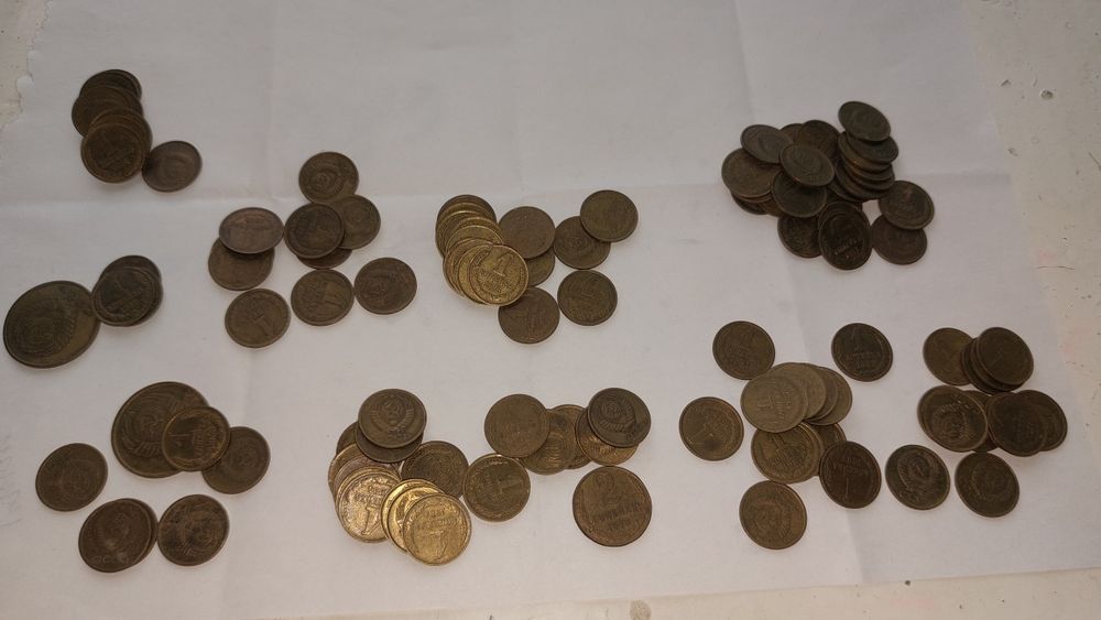 Прадам колекционие монеты